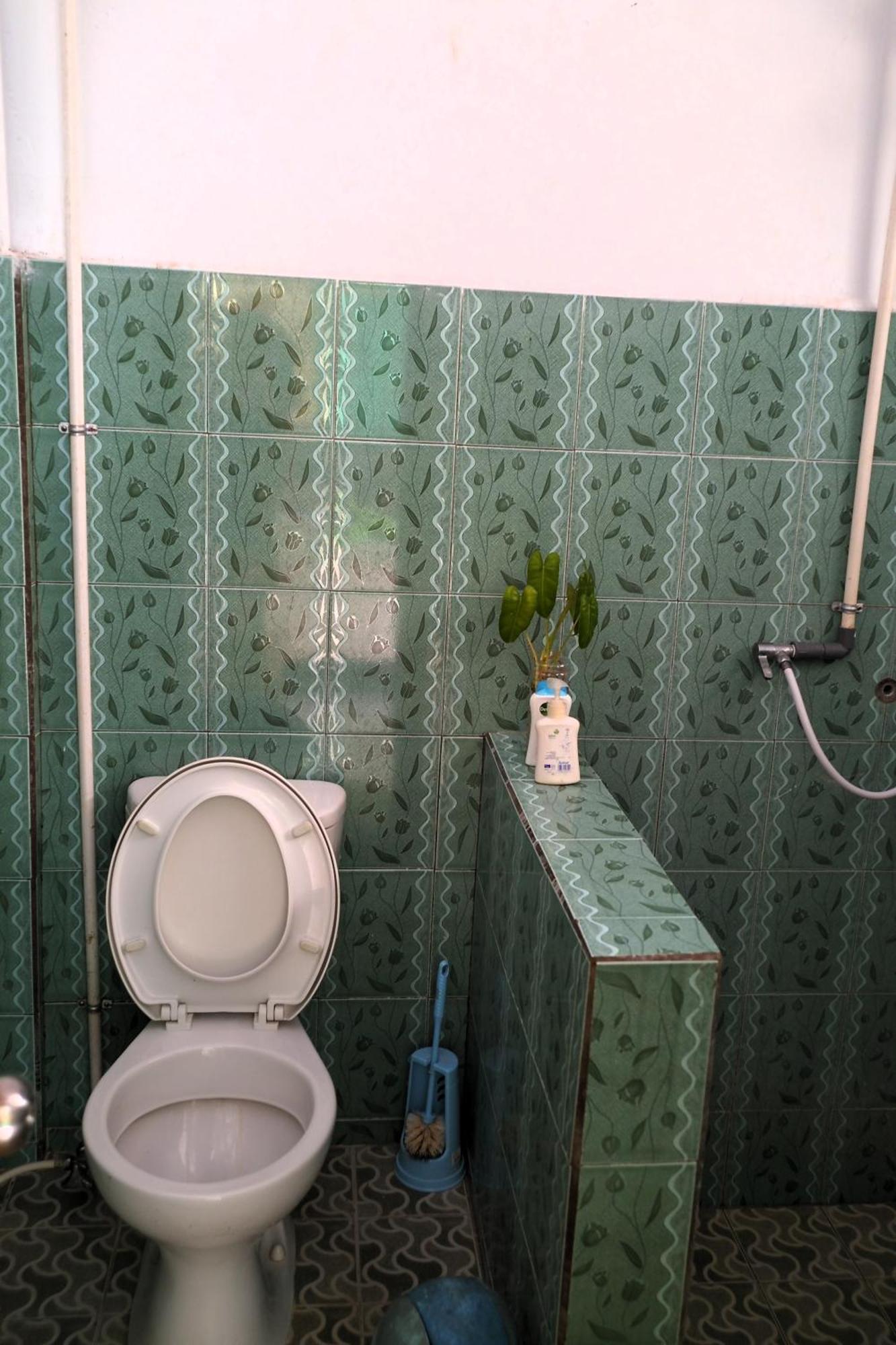 Bunaken Sea Garden Resort Extérieur photo