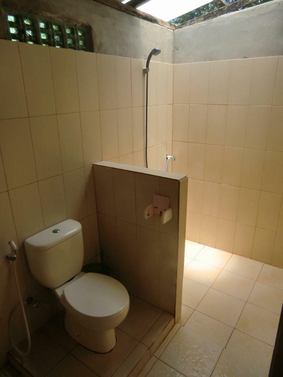 Bunaken Sea Garden Resort Extérieur photo