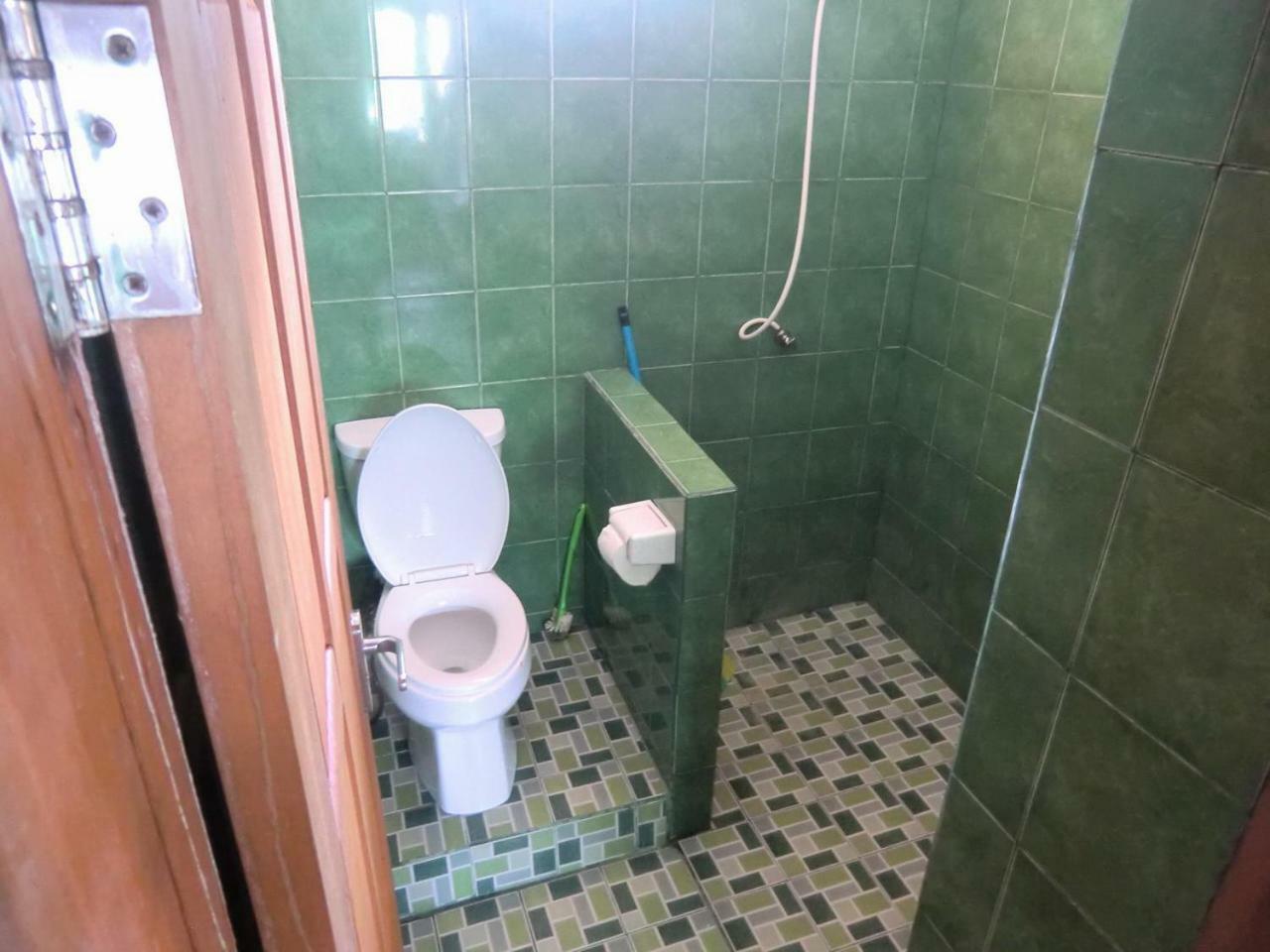 Bunaken Sea Garden Resort Extérieur photo
